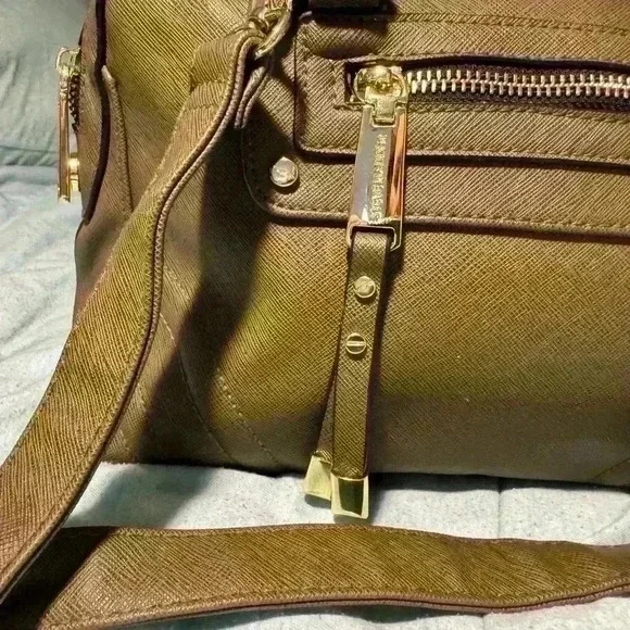 Steve Madden olive green crossbody purse - Picture 8 of 11
